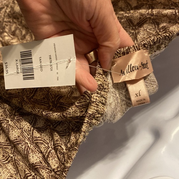 Buckle Willow Root Blouse - Picture 7 of 9